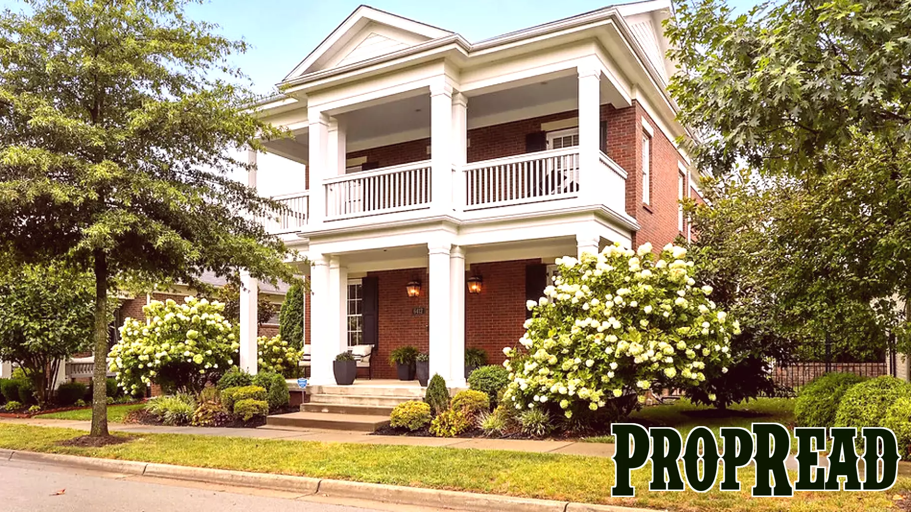 A Stunning Custom Home Redefines Elegant Living