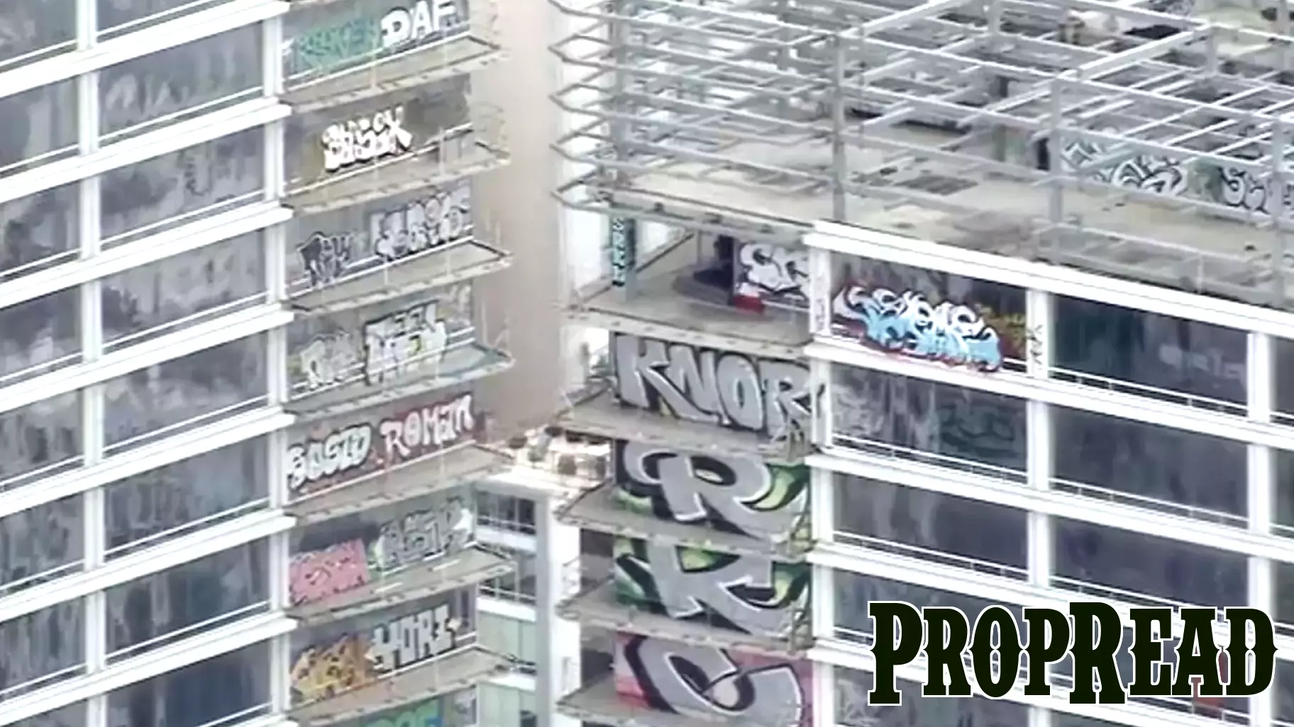 New owner of graffiti towers in downtown Los Angeles to be named