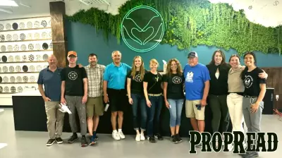 Bend Real Estate Brokers Lend a Hand at Local Food Pantry