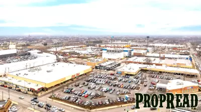 Nuveen pays $27 million for Northwest Side shopping center