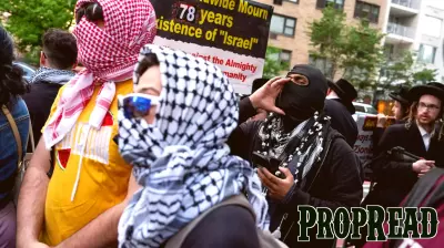 Pro-Palestinian and Pro-Israel Demonstrators Rally Outside Synagogue